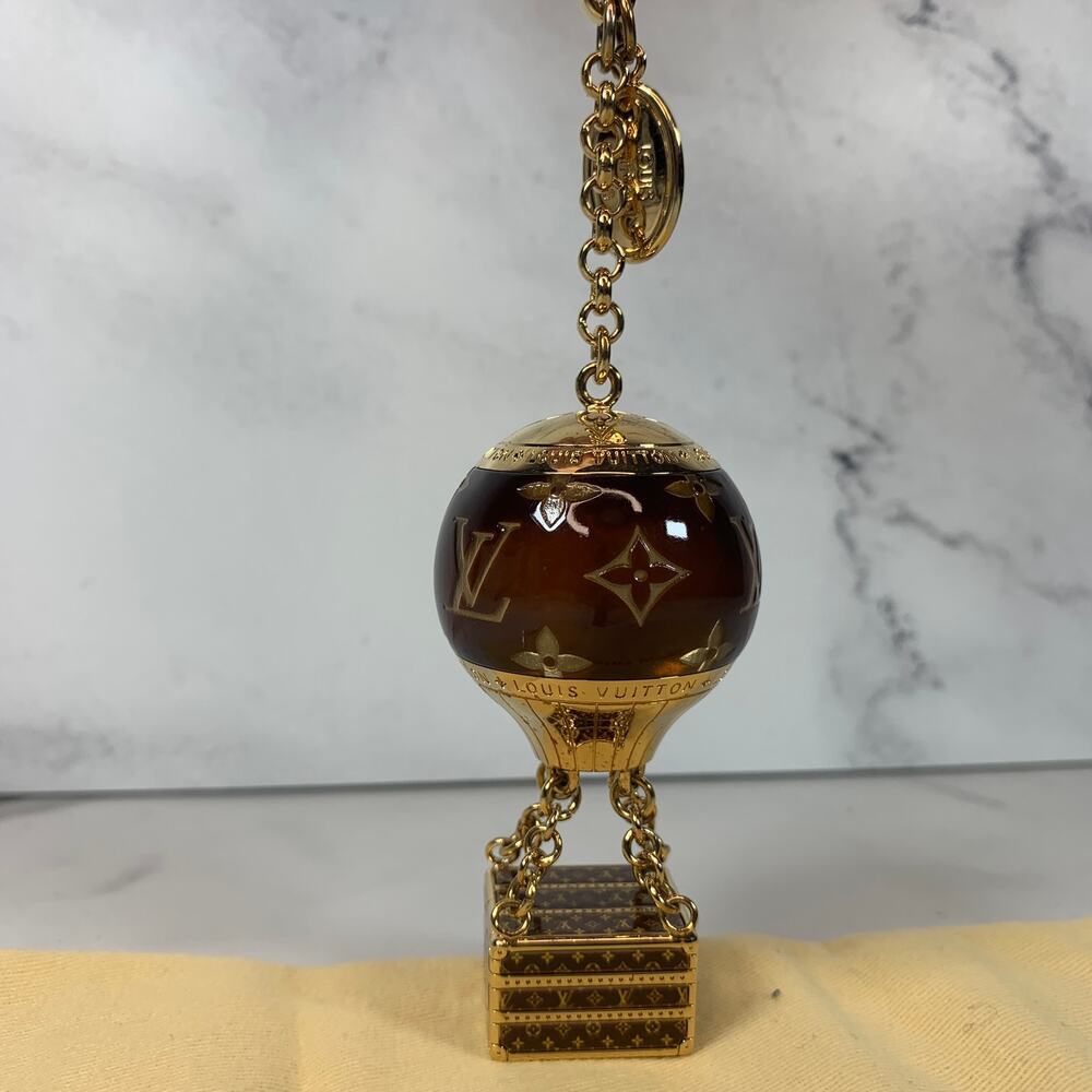 Louis Vuitton Montgolfiere Charm Hot Air Balloon Trunk Bag Keychain LV Monogram - Picture 3 of 16